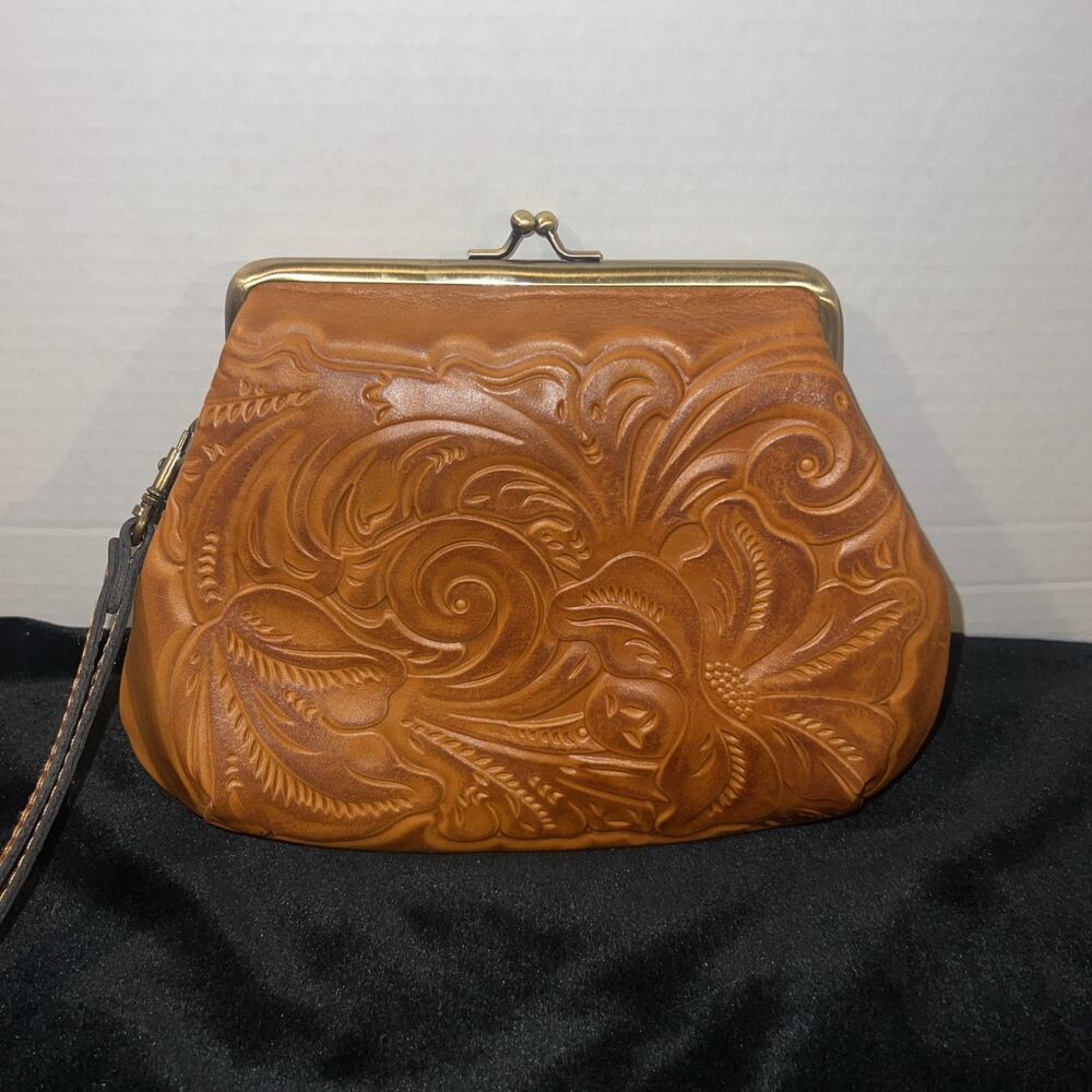 Patricia Nash Savena Kiss Lock Wristlet Burnished Tooled Italian Leather